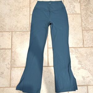 Athleta Girl transcend crossover bootcut Size 7